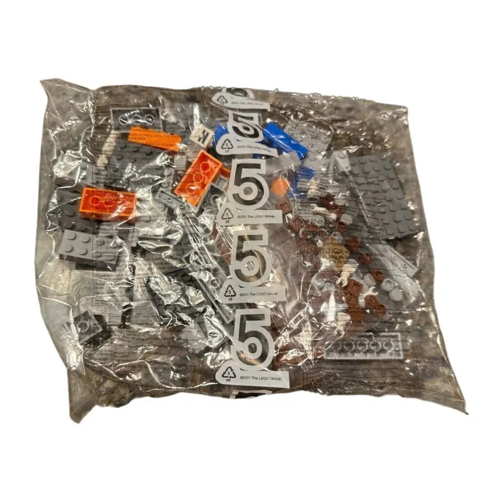 LEGO 2 Sealed Unopened Bags of LEGO Building Pieces